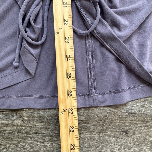 Athleta Crossover Ruched Top Size XL - Picture 6 of 11